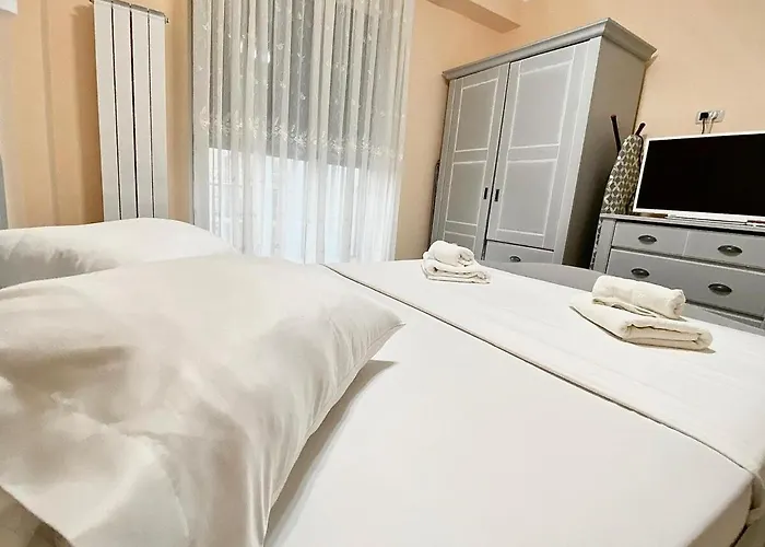 Seaside Harmony D14 - 13 *